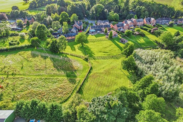 4 Bedroom Barn Conversion For Sale In Main Road, Ellastone, Ashbourne, DE6