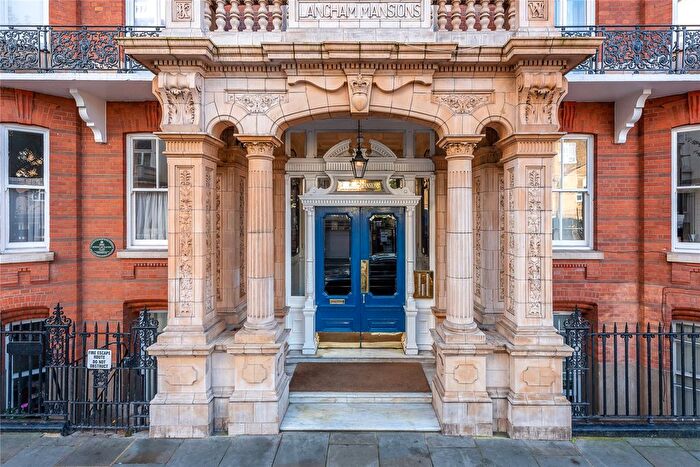2 Bedroom Flat For Sale In Langham Mansions, Earl's Court Square, Earls Court, London, SW5
