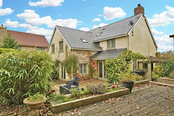 4 Bedroom Semi-Detached House For Sale In Bramdon Lane, Portesham, Weymouth, DT3