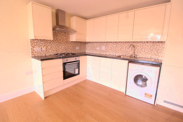 1 Bedroom Flat To Rent In Charter House, High Road, Ilford, IG1