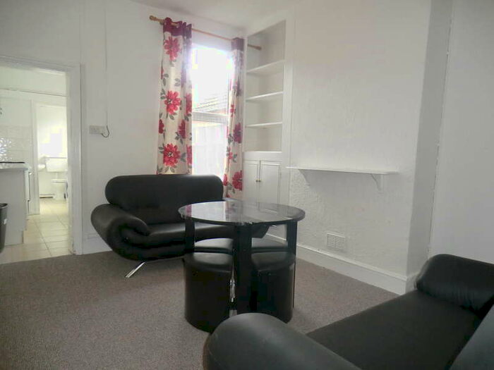 3 Bedroom Terraced House To Rent In Winchester Street, Coventry, CV1