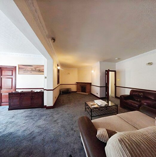 3 Bedroom Semi-Detached House To Rent In Cavendish Gardens, Barking, IG11