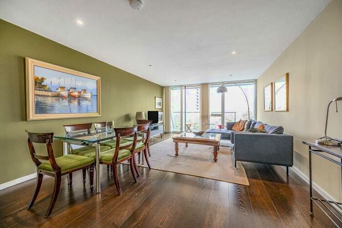 2 Bedroom Apartment To Rent In Lever Street London, EC1V