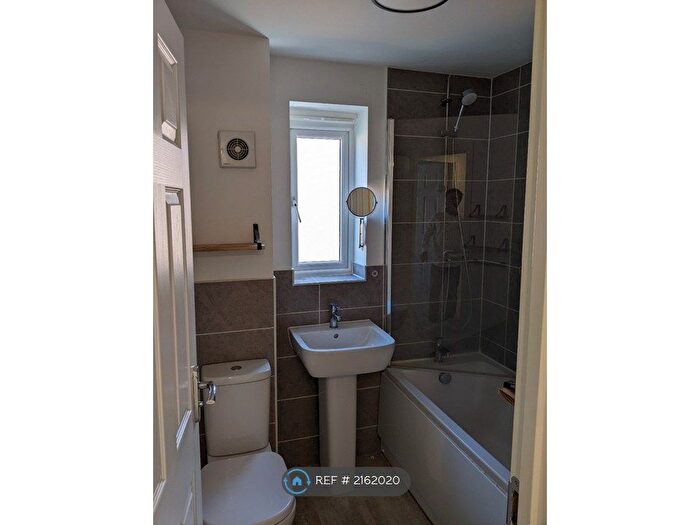 2 Bedroom Semi Detached House To Rent In Mannion Avenue, Coventry, CV6