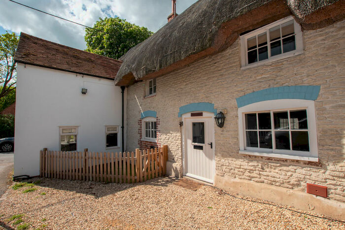 3 Bedroom Cottage To Rent In Brook Street, Benson, Wallingford, OX10