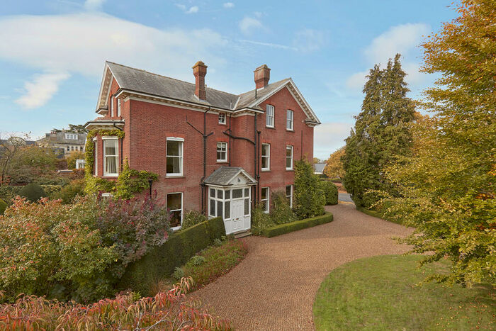 9 Bedroom Detached House For Sale In Newmarket, Suffolk, CB8