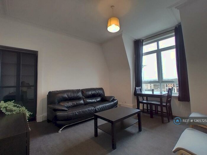 1 Bedroom Flat To Rent In Menzies Road, Aberdeen, AB11