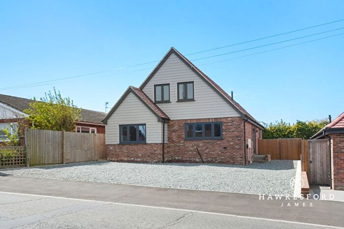 3 Bedroom Detached House For Sale In Barton Hill Drive, Minster On Sea, ME12