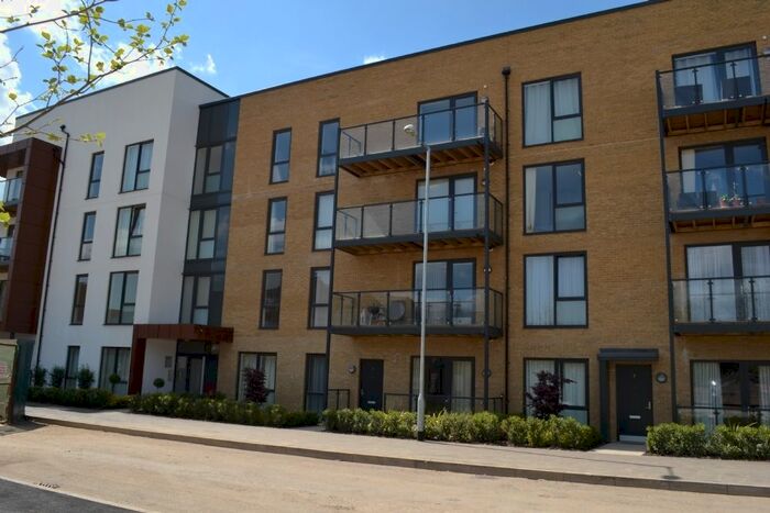1 Bedroom Flat To Rent In St. Clements Avenue, Romford, RM3