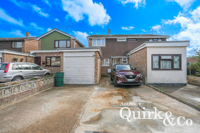 3 Bedroom Semi Detached House For Sale In South Parade, Canvey Island, SS8