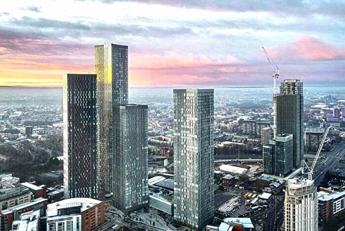 2 Bedroom Apartment To Rent In Block A South Tower, Deansagte Square, Manchester City Centre, Greater Manchester, M15