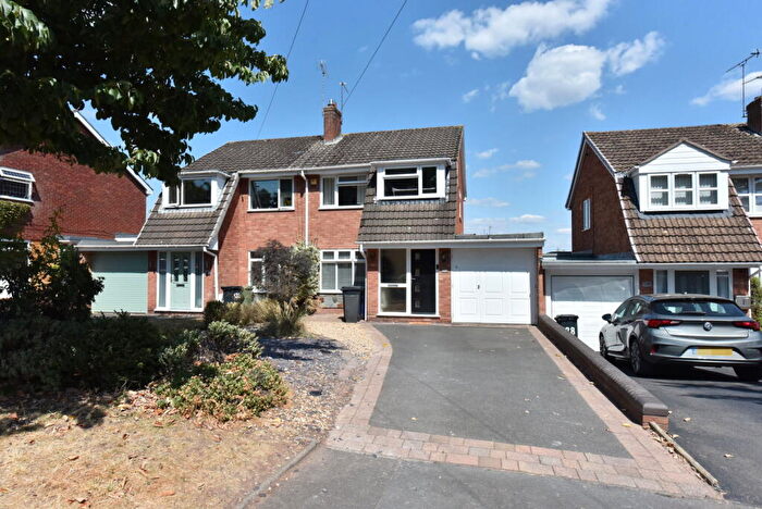 3 Bedroom Semi Detached House For Sale In Wordsley, Balmoral Road, DY8