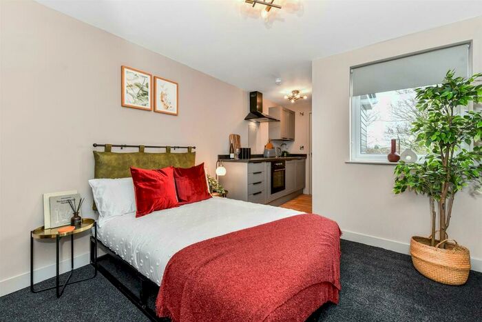 Studio To Rent In Carlton Street, DE13