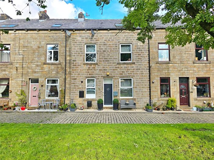 3 Bedroom Terraced House For Sale In Bar Street, Todmorden, West Yorkshire, OL14