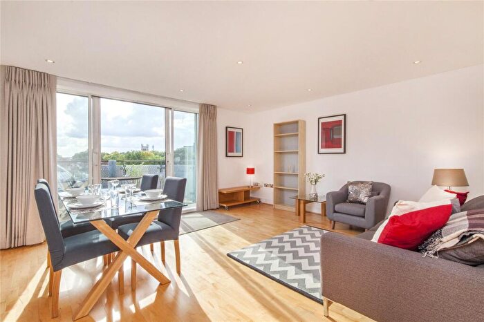 1 Bedroom Flat To Rent In Owen Street, Angel, EC1V