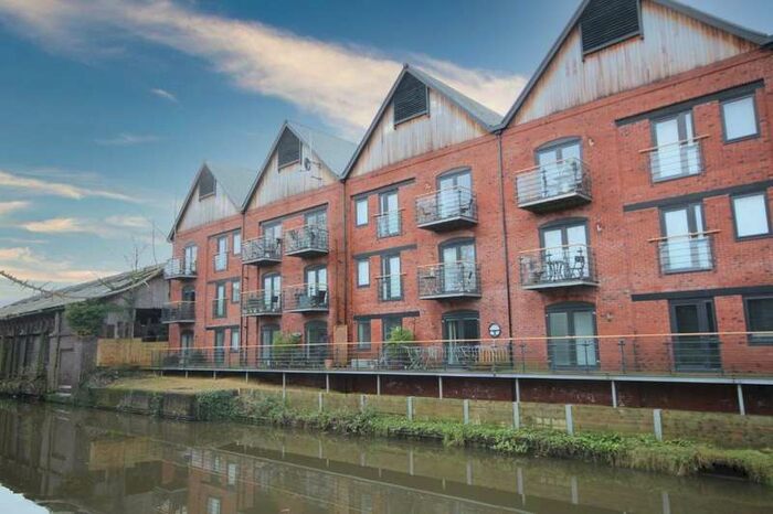 2 Bedroom Flat To Rent In Lock Court, Upper Cambrian Road, Chester, CH1