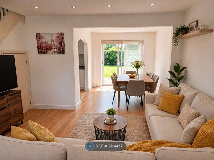 3 Bedroom Terraced House To Rent In Martins Walk, Borehamwood, WD6