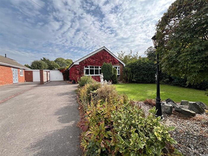 3 Bedroom Detached Bungalow For Sale In Poplar Avenue, Countesthorpe, Leicester, LE8