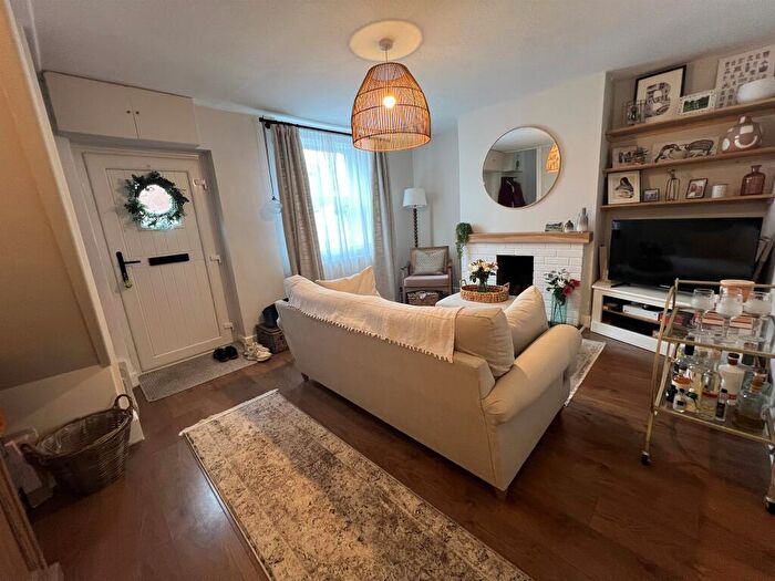 3 Bedroom Character Property For Sale In Silver Street, Dilton Marsh, Westbury, BA13