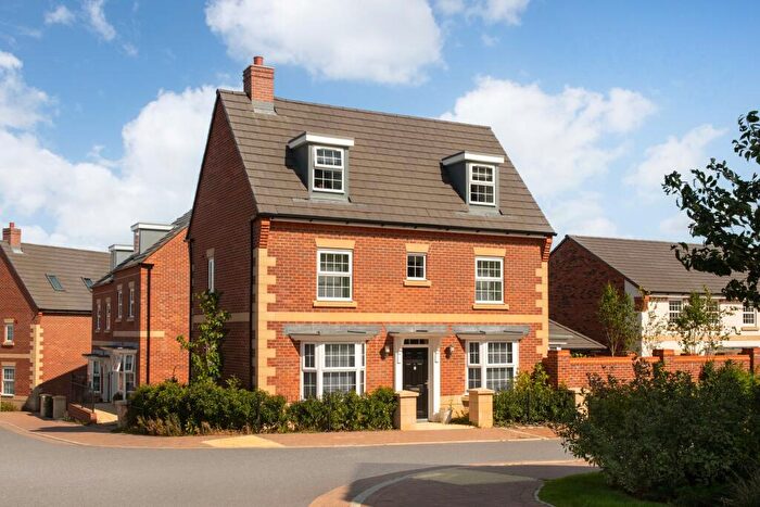 4 Bedroom Detached House For Sale In Fence Avenue, Macclesfield, Cheshire, SK10