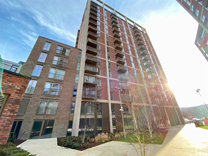 1 Bedroom Apartment To Rent In The Local Crescent, Hulme St, Salford, M5
