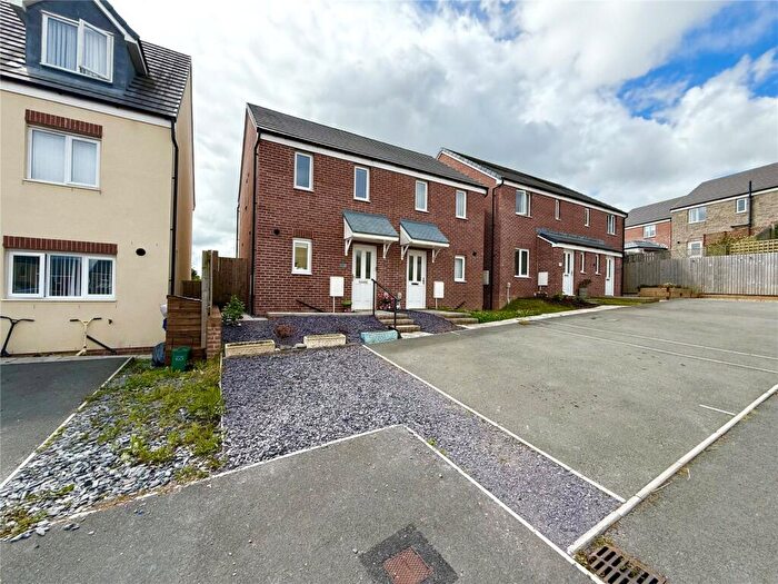 2 Bedroom House To Rent In Haverfordwest, SA61