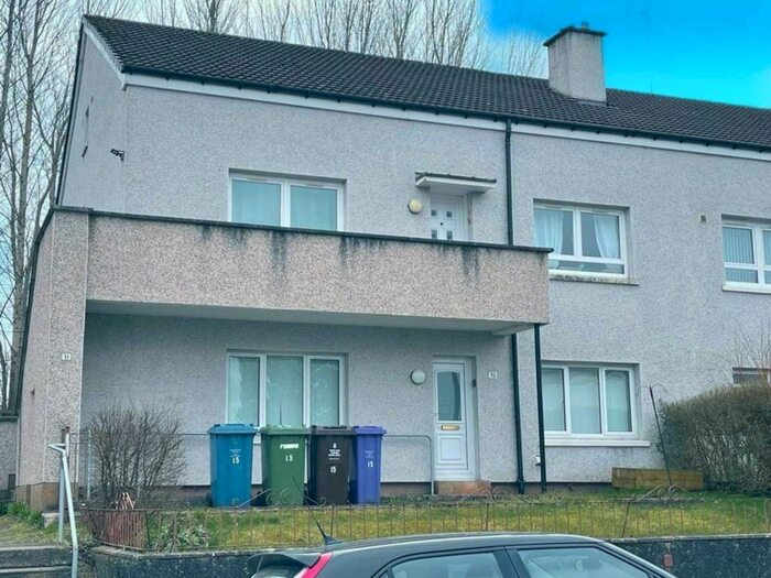 3 Bedroom Flat To Rent In Penneld Road, Glasgow, G52