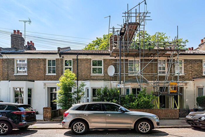 3 Bedroom Terraced House For Sale In Chatham Place, London, E9