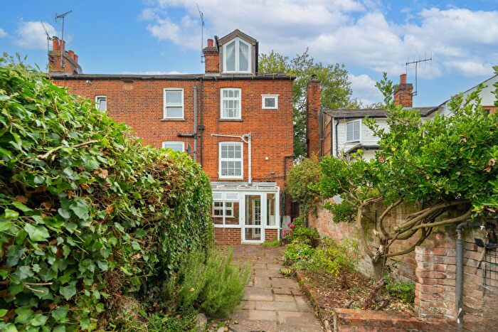 2 Bedroom End Of Terrace House For Sale In Codicote Road, Welwyn, AL6