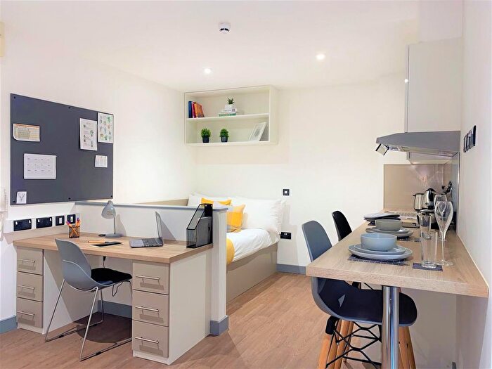 1 Bedroom Flat To Rent In Nelson Street, Belfast, BT15