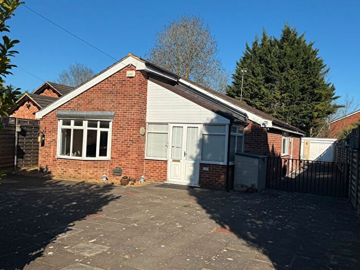 3 Bedroom Bungalow For Sale In Stanley Road, Wokingham, RG40
