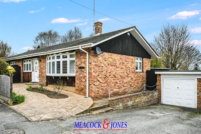 4 Bedroom Detached Bungalow For Sale In Lewis Close, Shenfield, Brentwood, CM15