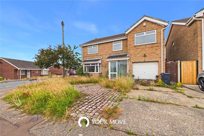 4 Bedroom Detached House To Rent In Flowerday Close, Hopton, Great Yarmouth, Norfolk, NR31