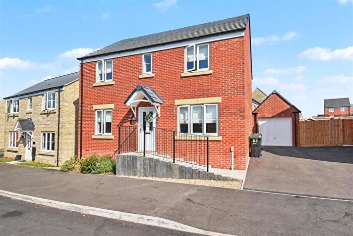 4 Bedroom Detached House For Sale In Garland Road, Weldon, Corby, NN17