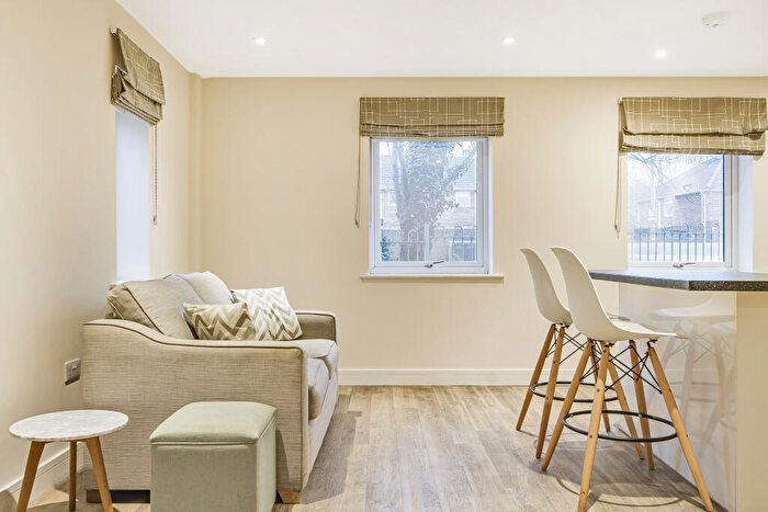 1 Bedroom Flat To Rent In Stert Street, Abingdon, OX14