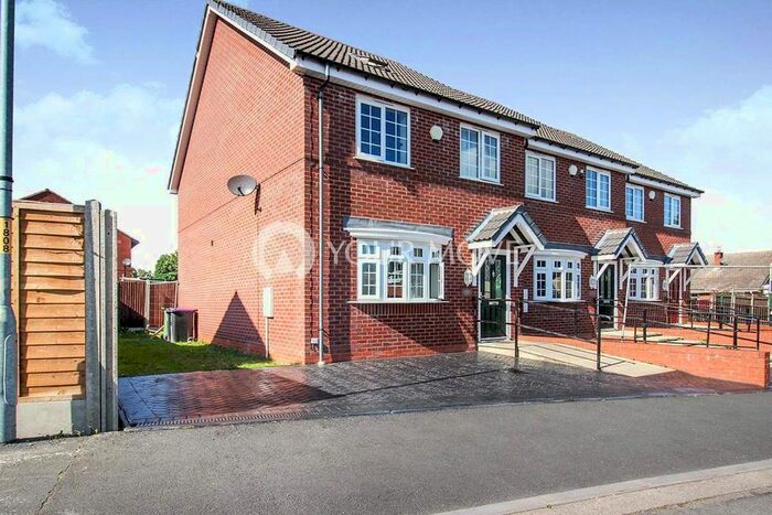 4 Bedroom End Of Terrace House To Rent In Urban Gardens, Wellington, Telford, Shropshire, TF1