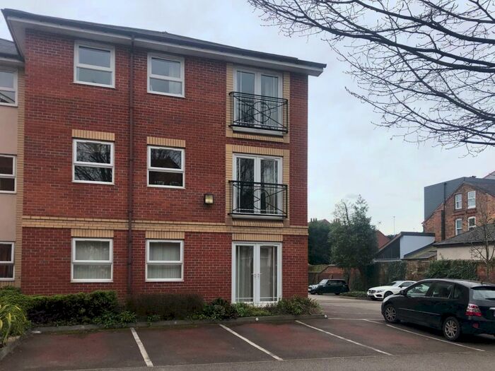 2 Bedroom Apartment To Rent In Cambridge Court, West Bridgford, NG2