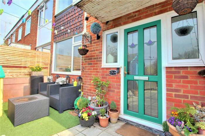 3 Bedroom Maisonette To Rent In Fleet Road, Fleet, GU51