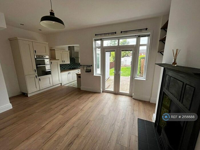 3 Bedroom Terraced House To Rent In Claremont Avenue, Hull, HU6