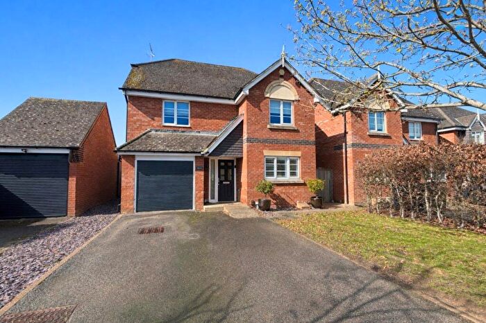4 Bedroom Detached House For Sale In The Meadows, Grange Park, Northampton, NN4