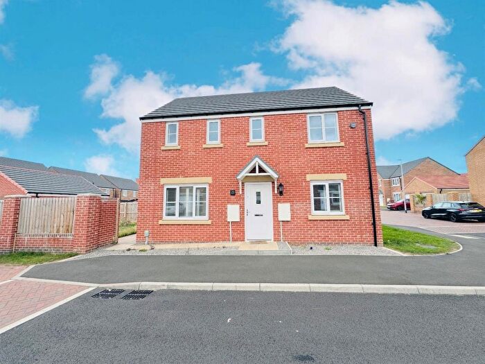 3 Bedroom Detached House For Sale In Carson Place, Hemlington, Middlesbrough, TS8