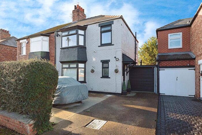 3 Bedroom Semi Detached House For Sale In Broadgate Road, Middlesbrough, TS5