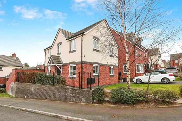 3 Bedroom Detached House To Rent In Poppy Avenue, Oldbury, B69