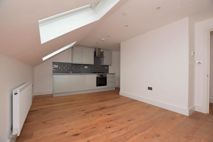 1 Bedroom Flat To Rent In Newfoundland Road, St. Pauls, Bristol, BS2