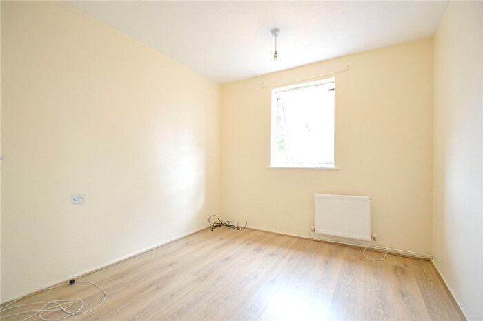 4 Bedroom Terraced House To Rent In Singleton Close, Croydon, CR0