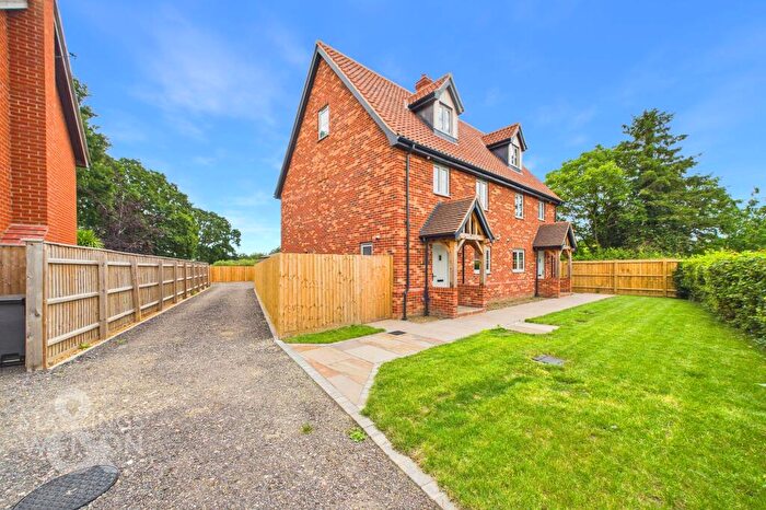 4 Bedroom Semi-Detached House For Sale In Queen Street, Stradbroke, Eye, IP21