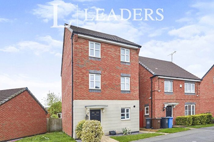 4 Bedroom Detached House To Rent In Girton Way, DE3