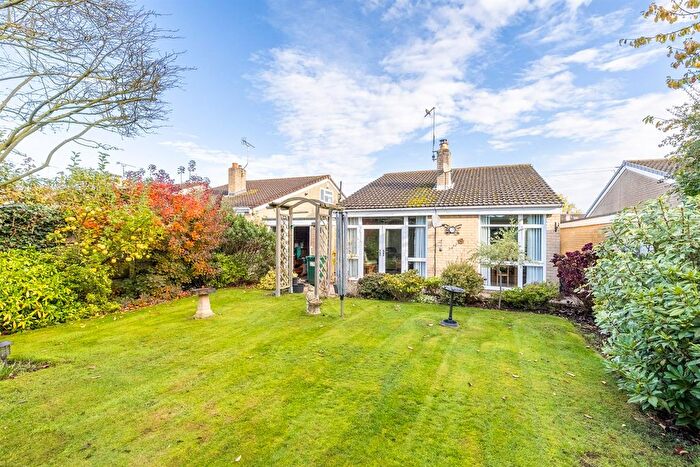 3 Bedroom Detached Bungalow For Sale In Crossfields, Tarvin, Chester, CH3