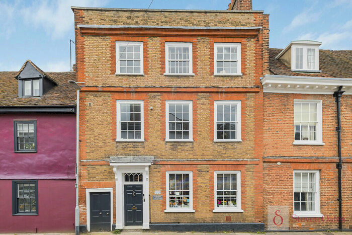 6 Bedroom Town House To Rent In West Street, Hertford, SG13