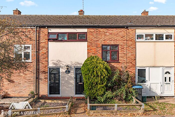 2 Bedroom Terraced House For Sale In Longfield, Harlow, CM18